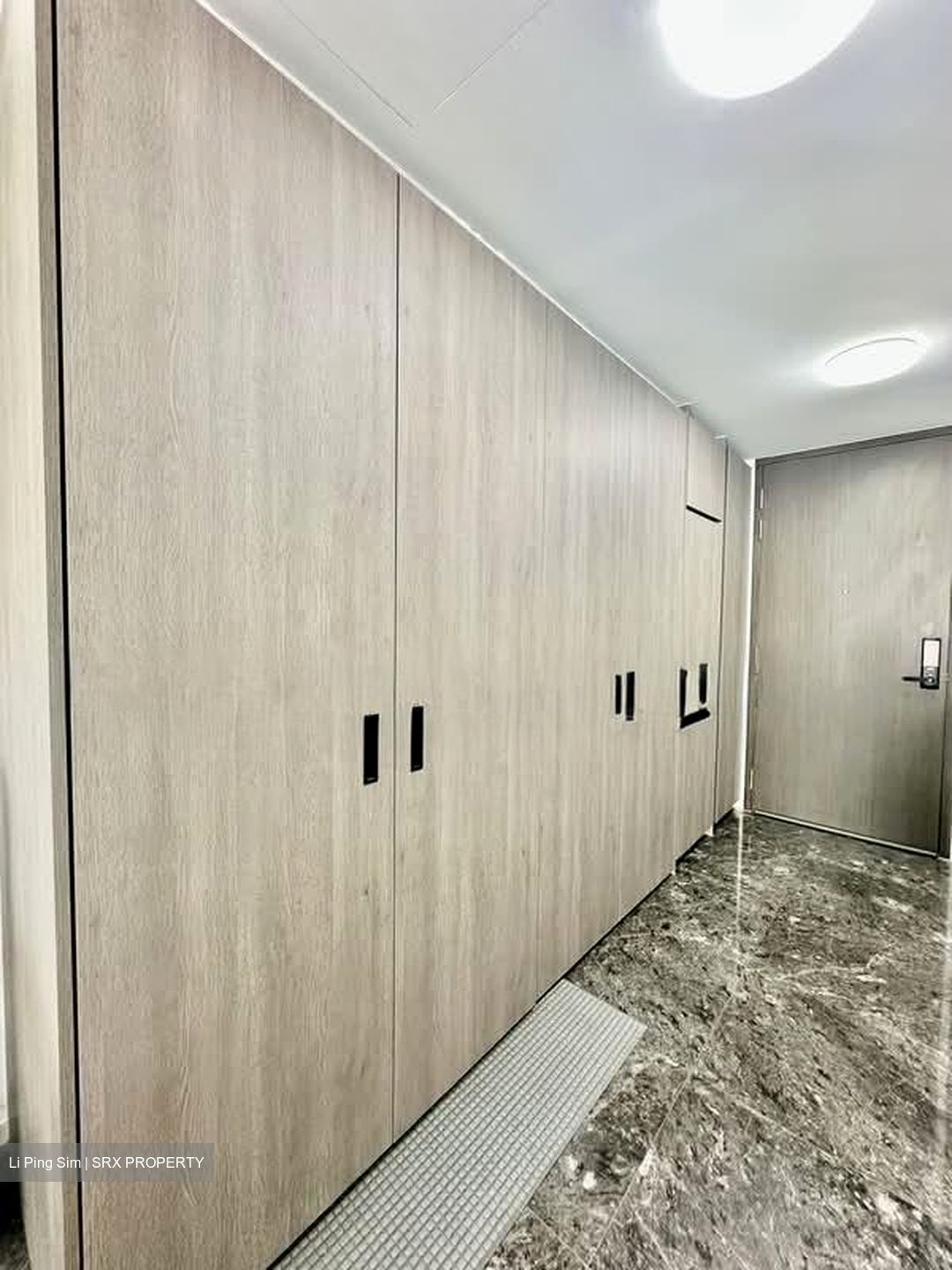 Avenue South Residence (D3), Apartment #566380881
